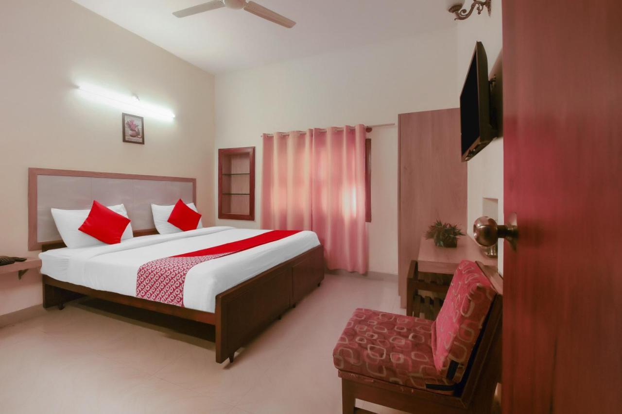 Kaveri Hotel Bed & Breakfast Mysore Exterior foto