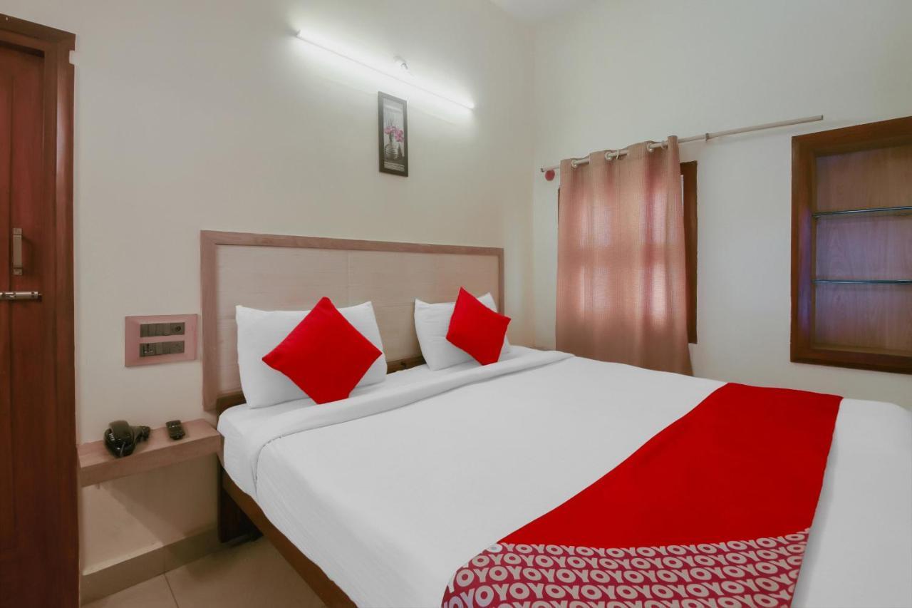 Kaveri Hotel Bed & Breakfast Mysore Exterior foto