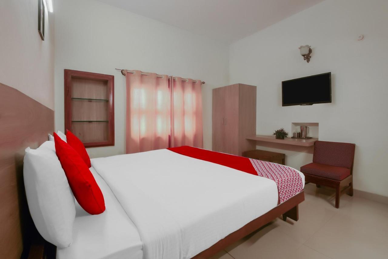 Kaveri Hotel Bed & Breakfast Mysore Exterior foto